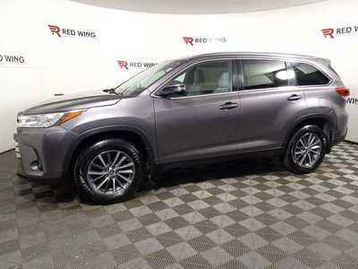 2019 Toyota Highlander, $25800. Photo 4