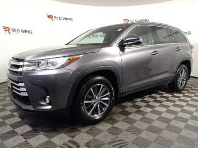 2019 Toyota Highlander, $25800. Photo 5