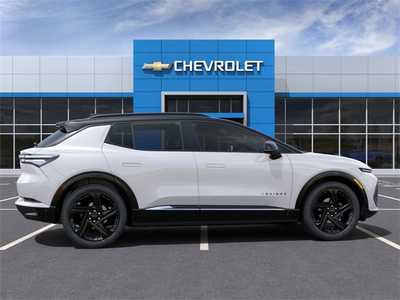 2025 Chevrolet Equinox, $52995. Photo 5