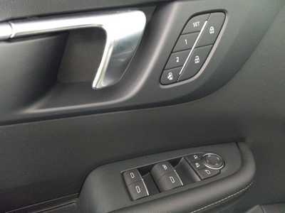 2025 Buick Enclave, $42995. Photo 11