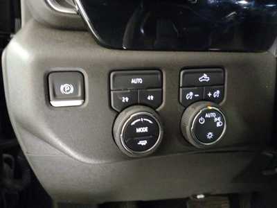 2022 Chevrolet 1500 Crew Cab, $39995. Photo 11