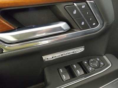 2022 GMC 1500 Crew Cab, $53995. Photo 10