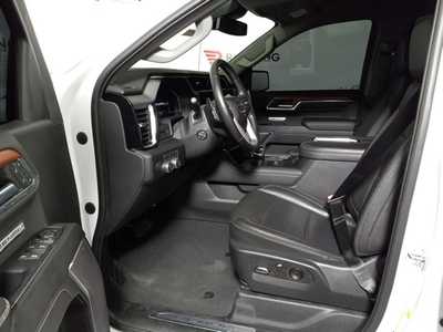 2022 GMC 1500 Crew Cab, $53995. Photo 7