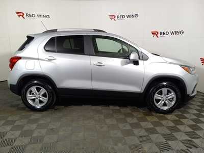 2022 Chevrolet Trax, $18700. Photo 2