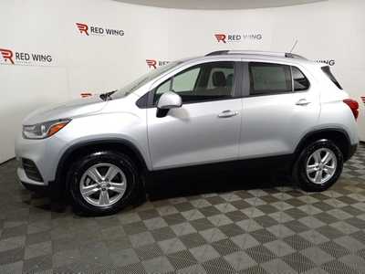 2022 Chevrolet Trax, $18700. Photo 4