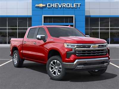 2025 Chevrolet 1500 Crew Cab, $67950. Photo 7