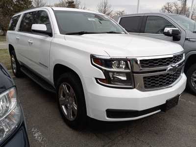 2020 Chevrolet Suburban, $30950. Photo 1