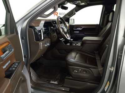2023 GMC 1500 Crew Cab, $54995. Photo 7