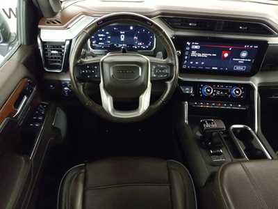 2023 GMC 1500 Crew Cab, $54995. Photo 9