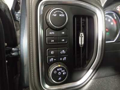 2020 Chevrolet 3500 Crew Cab, $48500. Photo 11