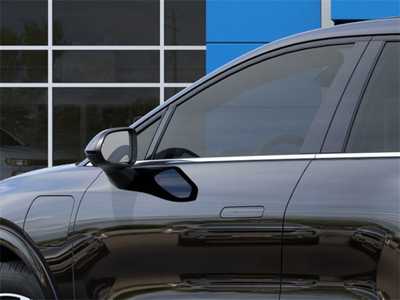 2025 Chevrolet Equinox, $39590. Photo 12