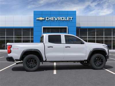 2025 Chevrolet Colorado Crew Cab, $44720. Photo 5