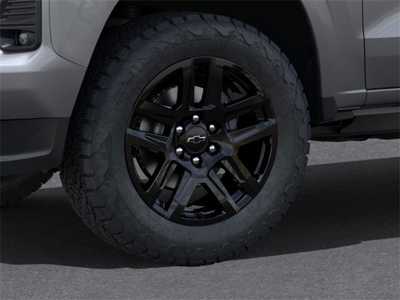 2025 Chevrolet Colorado Crew Cab, $48815. Photo 9
