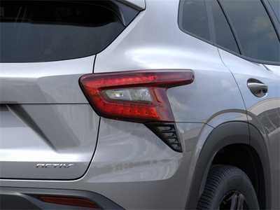 2025 Chevrolet Trax, $27610. Photo 11