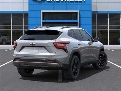 2025 Chevrolet Trax, $27610. Photo 4