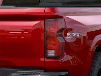 2025 Chevrolet Colorado Crew Cab, $49310. Photo 11