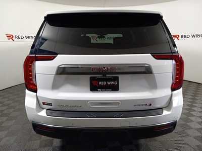 2021 GMC Yukon XL, $53995. Photo 3