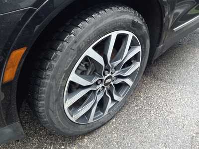 2021 Cadillac XT5, $31995. Photo 4