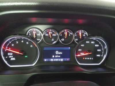 2022 Chevrolet 1500 Crew Cab, $36995. Photo 12