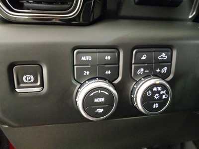 2022 GMC 1500 Crew Cab, $57995. Photo 12