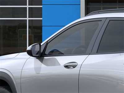 2025 Chevrolet Trax, $25385. Photo 12