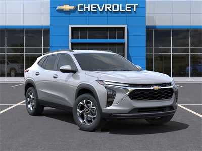 2025 Chevrolet Trax, $25385. Photo 7