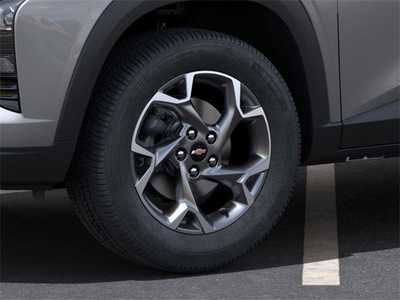 2025 Chevrolet Trax, $25385. Photo 9