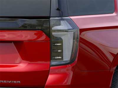 2025 Chevrolet Suburban, $80995. Photo 11