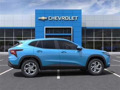 2025 Chevrolet Trax, $23435. Photo 5