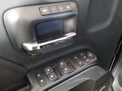 2018 Chevrolet 3500 Crew Cab, $45995. Photo 10