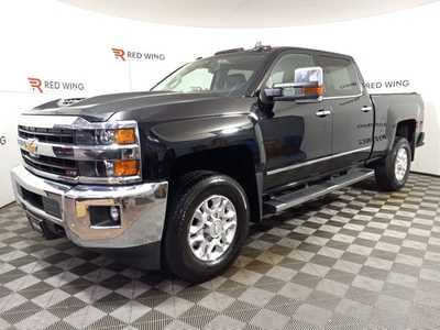 2018 Chevrolet 3500 Crew Cab, $45995. Photo 5