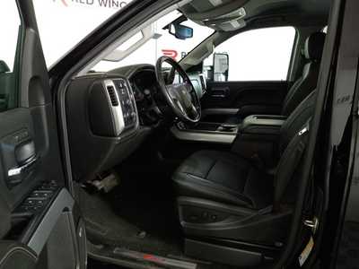 2018 Chevrolet 3500 Crew Cab, $45995. Photo 7