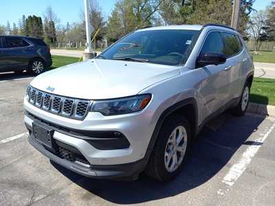 2024 Jeep Compass, $26500. Photo 3