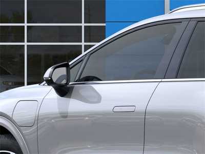 2025 Chevrolet Equinox, $48390. Photo 12