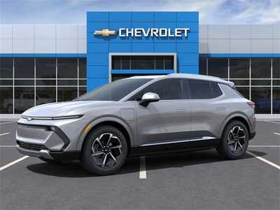 2025 Chevrolet Equinox, $48390. Photo 2