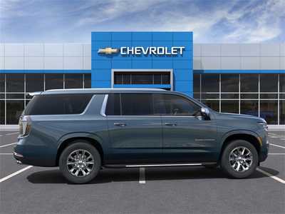 2025 Chevrolet Suburban, $83885. Photo 5