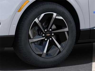 2025 Chevrolet Equinox, $35995. Photo 9