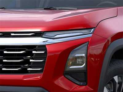 2025 Chevrolet Equinox, $33985. Photo 10
