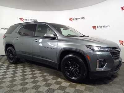 2022 Chevrolet Traverse, $31995. Photo 1