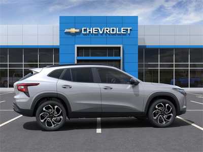 2025 Chevrolet Trax, $26940. Photo 5