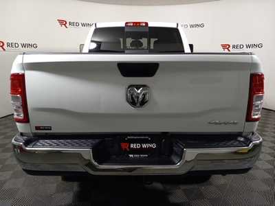 2022 RAM 2500 Crew Cab, $39500. Photo 3