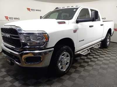 2022 RAM 2500 Crew Cab, $39500. Photo 5