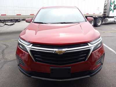 2022 Chevrolet Equinox, $23750. Photo 2