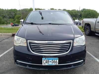 2011 Chrysler Town & Country, $2500. Photo 2