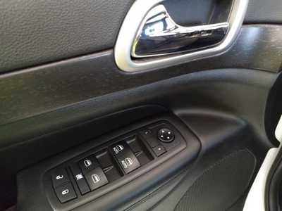 2018 Jeep Grand Cherokee, $17995. Photo 11