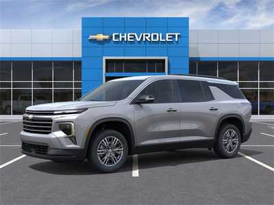 2025 Chevrolet Traverse, $41995. Photo 2