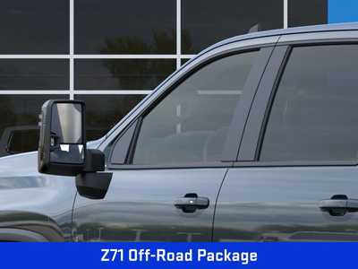 2025 Chevrolet 2500 Crew Cab, $68515. Photo 12
