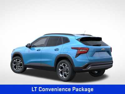 2025 Chevrolet Trax, $25880. Photo 3