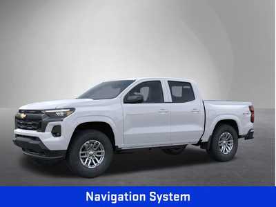 2025 Chevrolet Colorado Crew Cab, $42995. Photo 2