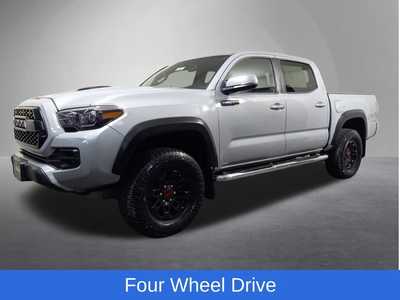 2017 Toyota Tacoma, $23995. Photo 5